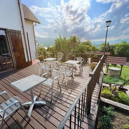 Hotel Zoryany Dvir *